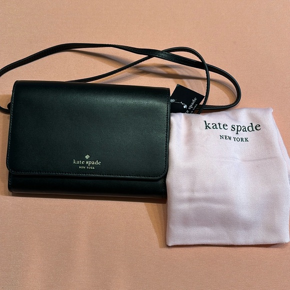 New Kate Spade leather handbag. Black. Dust Bag Included. - Picture 1 of 8